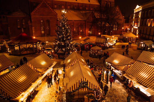 Charming Christmas Markets in Canada: Festive Delights Across the Maple Land
